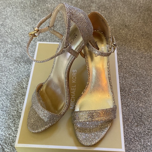 NORDSTROM Michael Kors Simone Sandal - glitter gold Size 7.5M - Picture 2 of 8